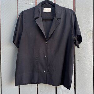 Everlane Notch Shirt Short Sleeve Button Down, 100% Silk, Black, size 8